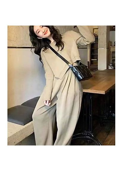 Спортивний костюм для жінок у стилі ретро М/L бежевий No Brand (368782900)