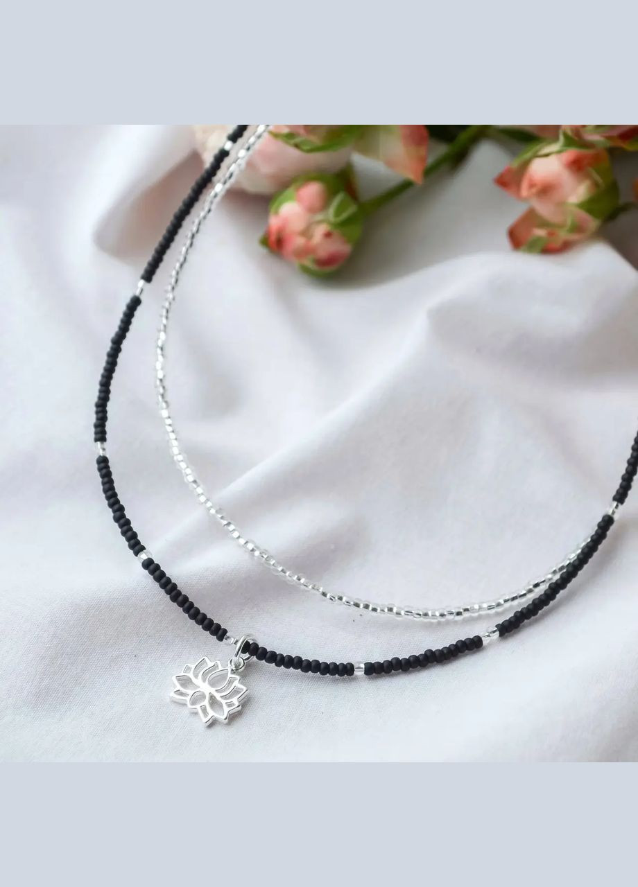 Чокер двойной бисер с подвеской "Лотос", фур-ра гипоаллергенн цвета серебро d-2мм+- L-43-48см No Brand латунь, бисер серебро (303140336)