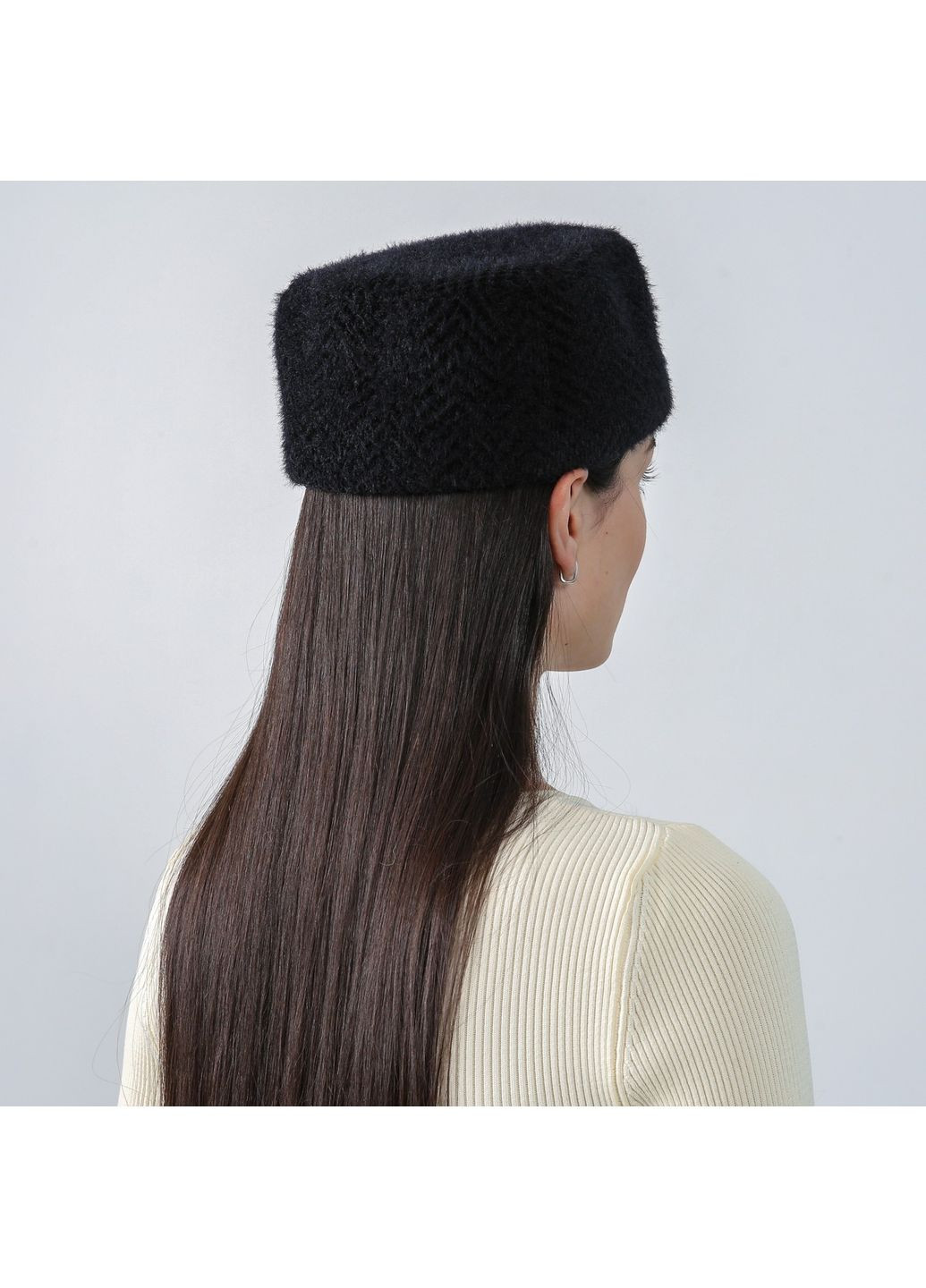 Капелюх таблетка жіночий ангора чорний КАРІОТ LuckyLOOK 938-229 (367992013)