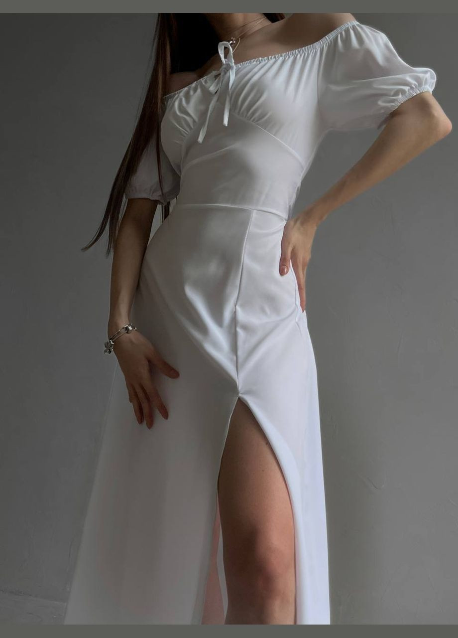 Білий вечірня сукня міді з відкритими плечима та високим розрізом з відкритими плечима MonCher
