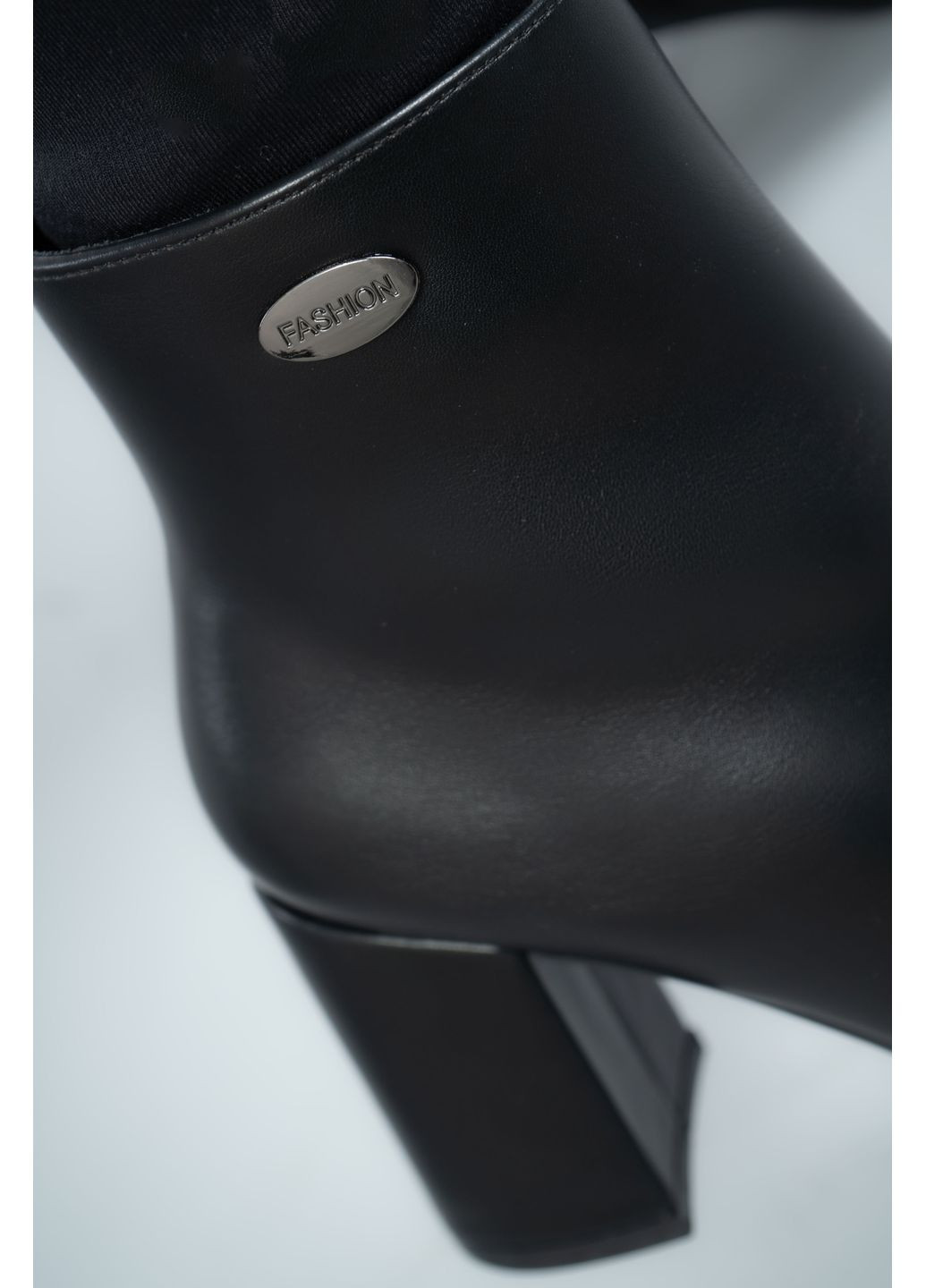 Черевики жіночі 704-11 чорні 346609 Louis (365234498)