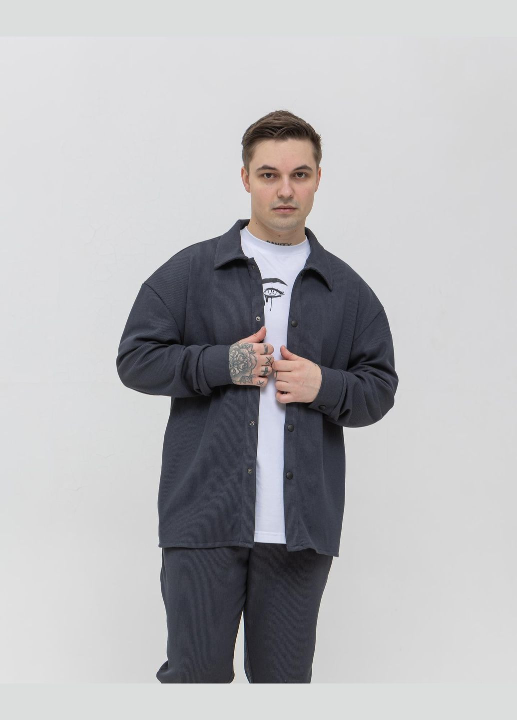 Графітовий демісезонний стильний базовий костюм вафелька брючний Vakko