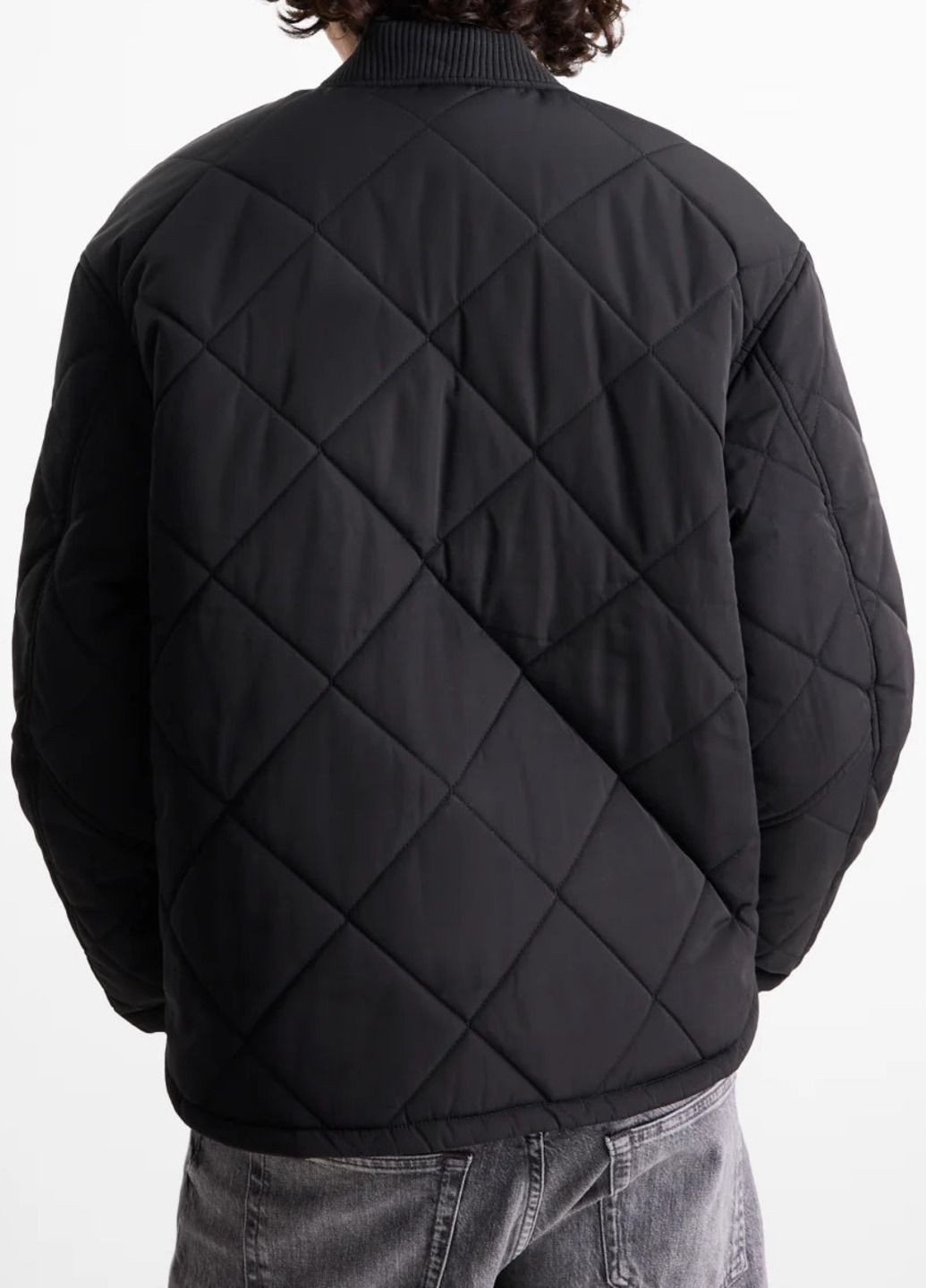 Чорна демісезонна куртка C&A