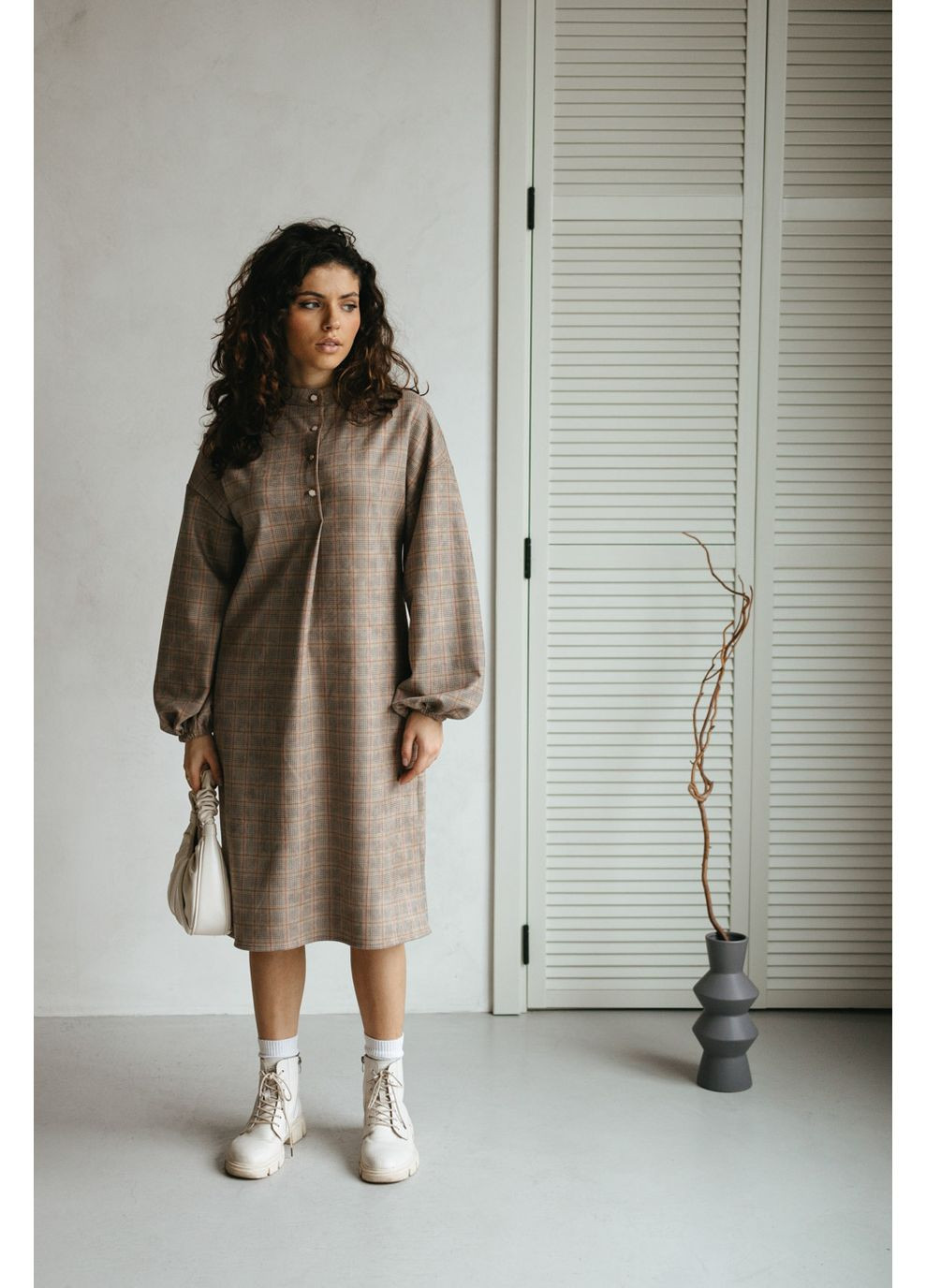 Коричневое платье 2027-1.5281 Seventeen