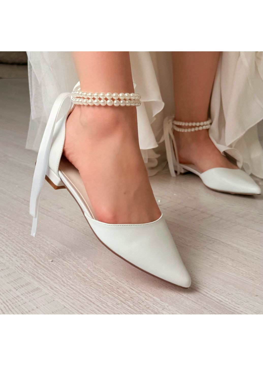 Жіночі жіночі балетки весільні шкіряні з ремінцем з перлами та брошкою перли (знімається) - б-0003-6 | білі однотонні брошка штучна шкіра (356117130)