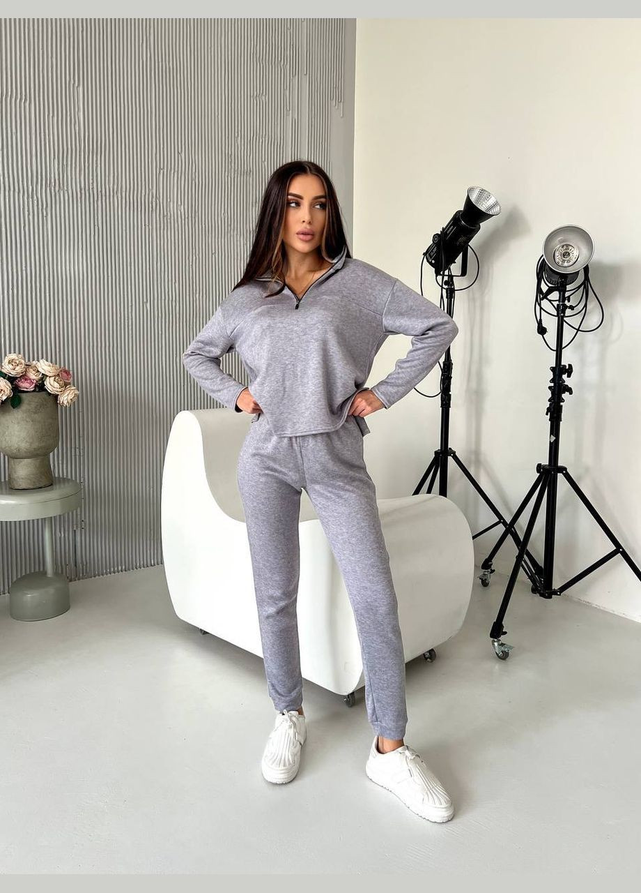 Жіночий спортивний костюм No Brand (315768295)