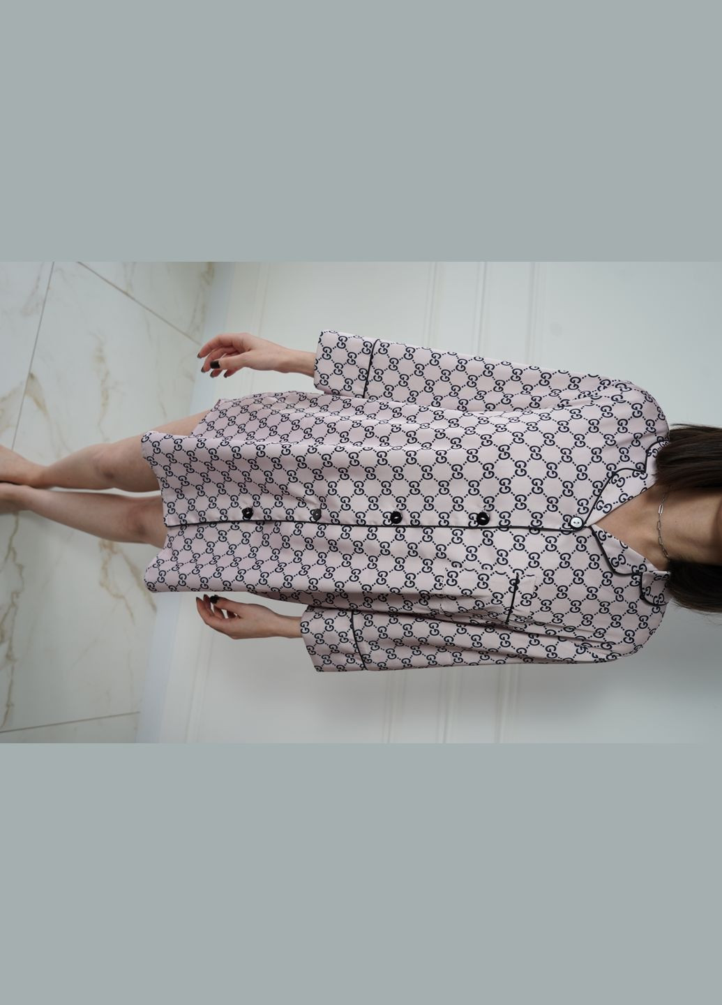 Бежевая всесезон рубашка MARO