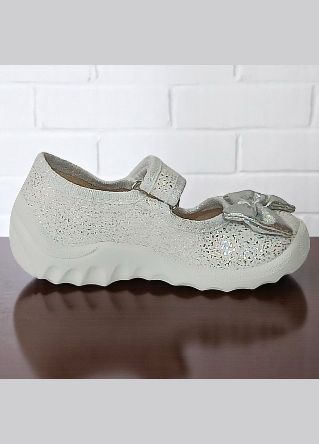 Ортопедичні тапочки капчики на липучці для дівчинки змінне взуття в садочок Валді Waldi (332183204)