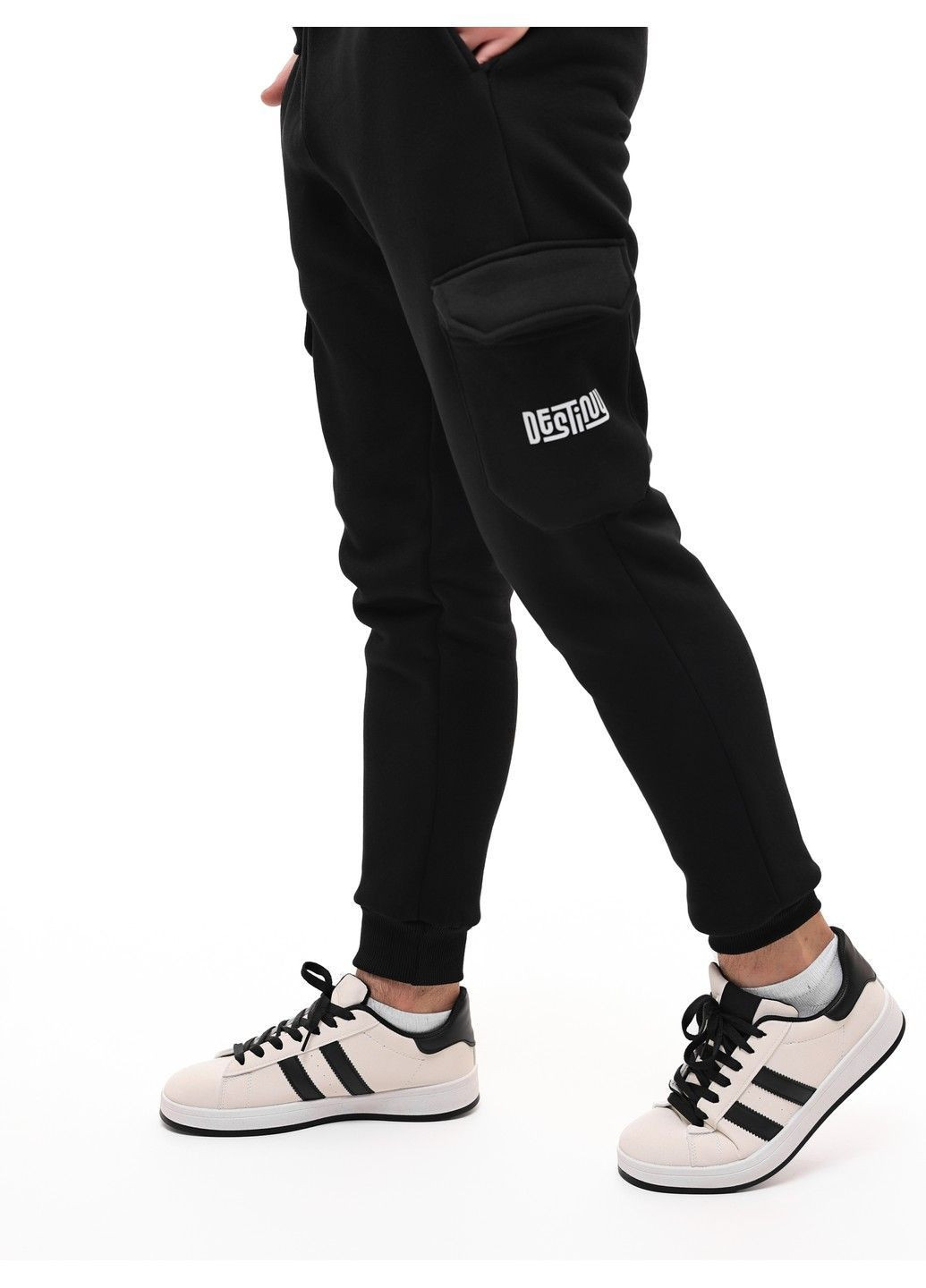 Черные зимние брюки NEW KROP