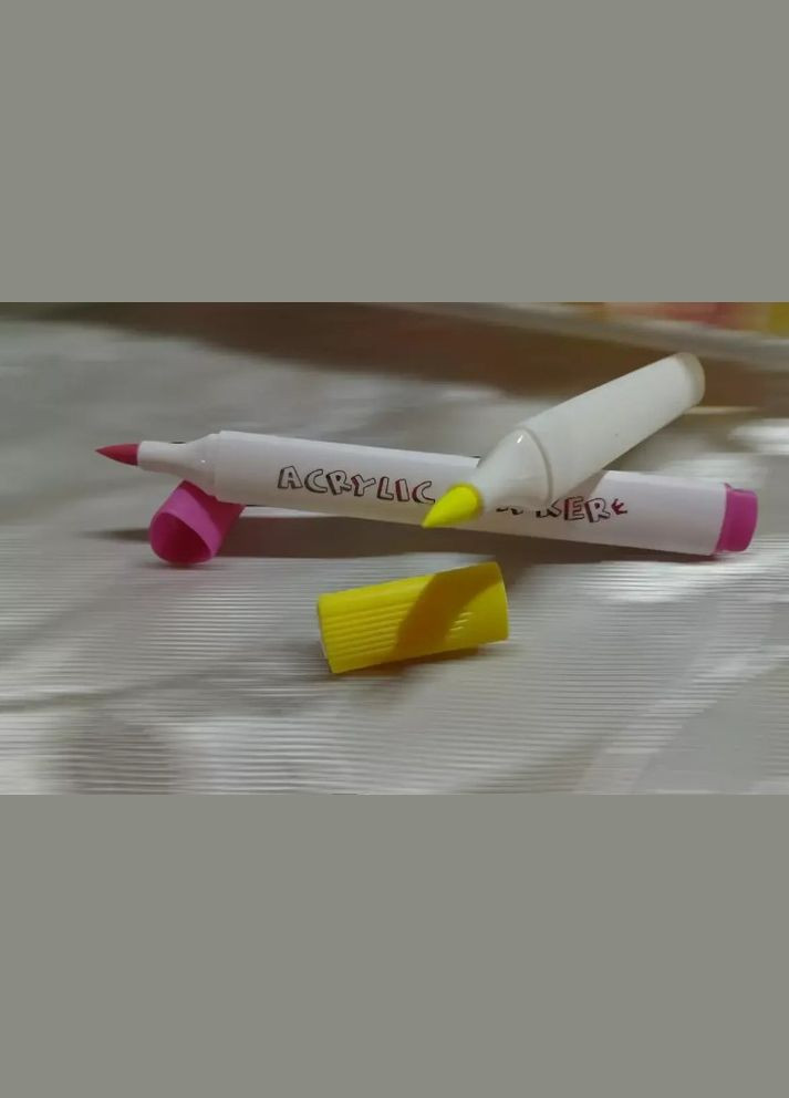 Маркери акрилові пігментні Water Color Pen 48 шт Фломастери художні для малювання з кейсом No Brand (316509618)