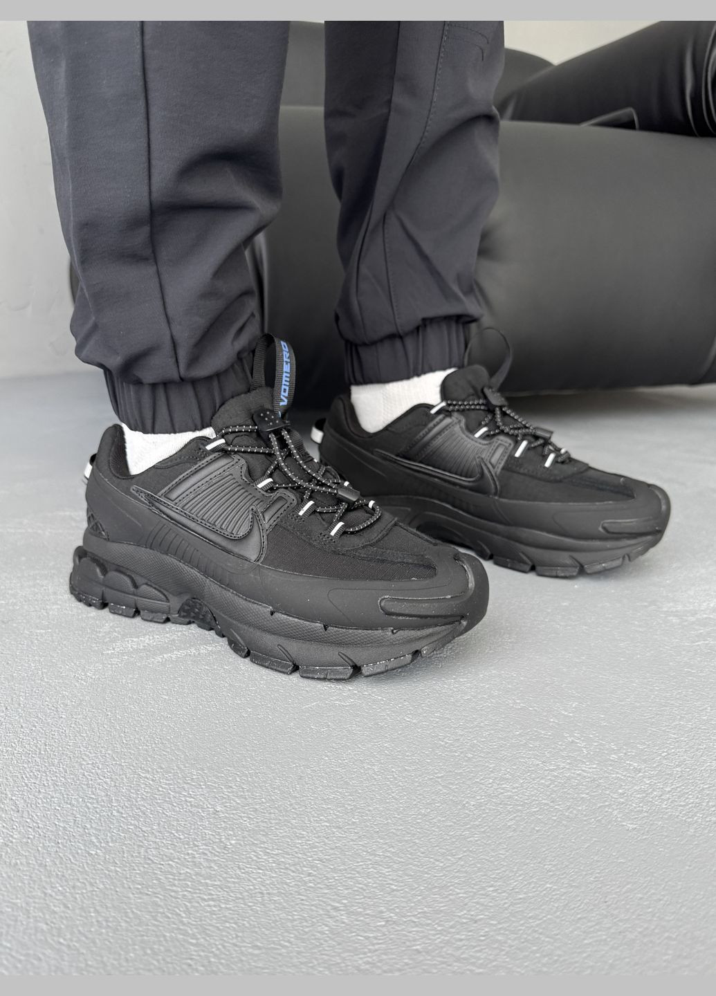 Чорні Осінні кросівки чоловічі і жіночі nike vomero roam black | найк вомеро роам чорні No Brand