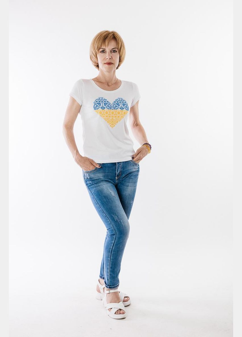 Біла патріотична жіноча футболка з серцем у жовто-блакитних кольорах xs–3xl, s бавовна (301046889)