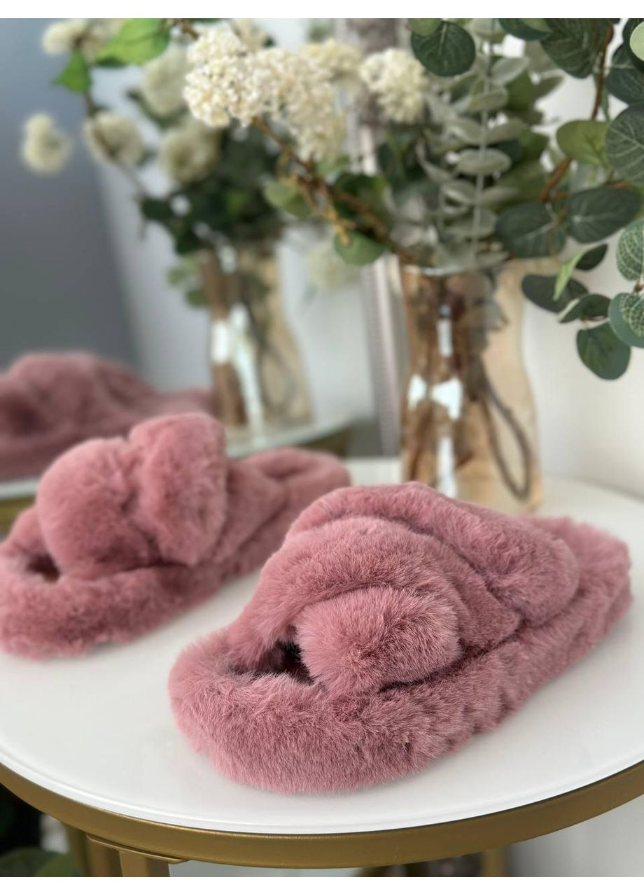 Розовые женские меховые тапочки розовые / женские пушистые тапки розового цвета / женские теплые домашние тапочки розовые No Brand