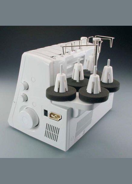 Коверлок M4000CL Minerva (315406643)