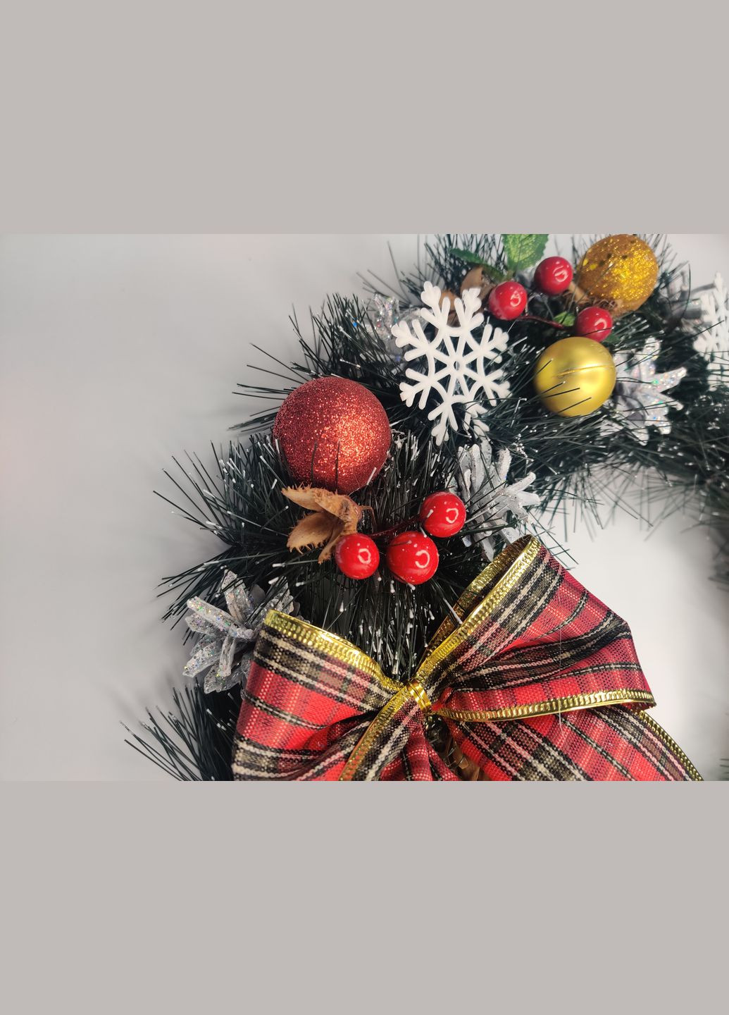 Різдвяний новорічний вінок 40см. Святковий з Натуральним декором для інтер'єру, дверей, столу в Фірмовій упаковці Vela (273469392)