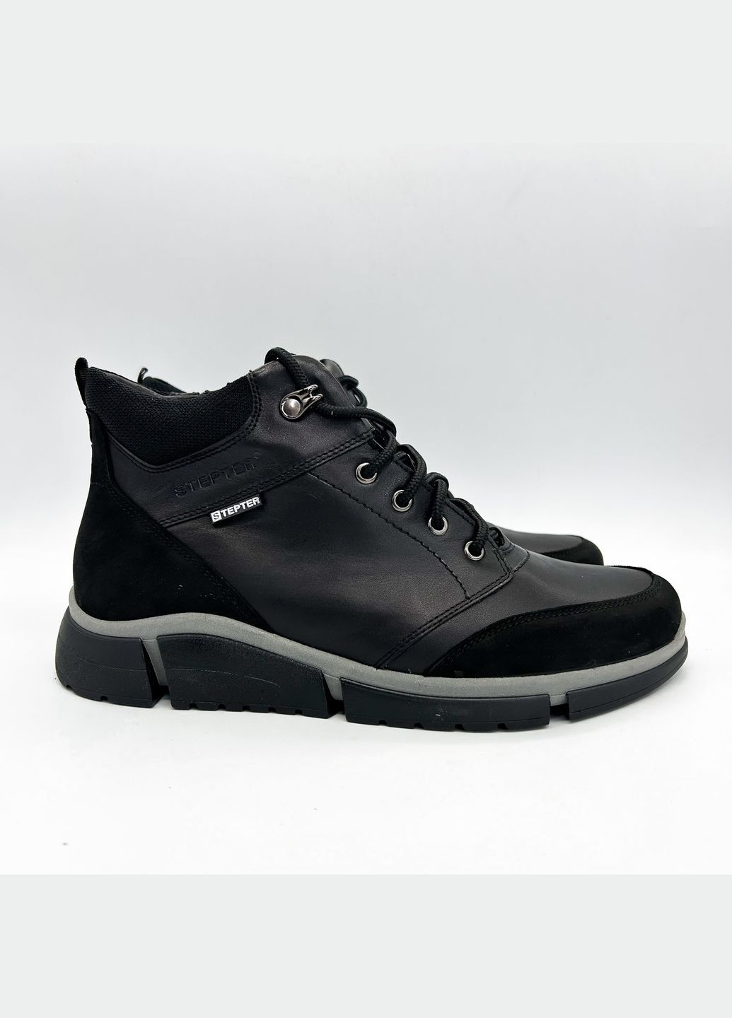 Черные зимние ботинки (р) кожа/нубук 0-2-2-7811 Stepter