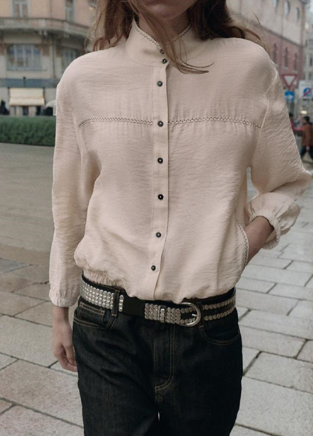 Молочная блузa Zara