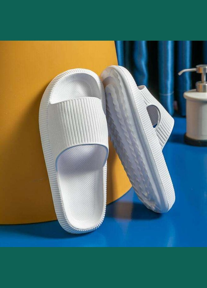 Осенние eva тапочки для дома белые Mommy Bag