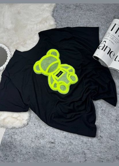 Футболка женская оверсайз с салатовым мишкой, черная, удлиненная (арт. 755) No Brand - (350886145)