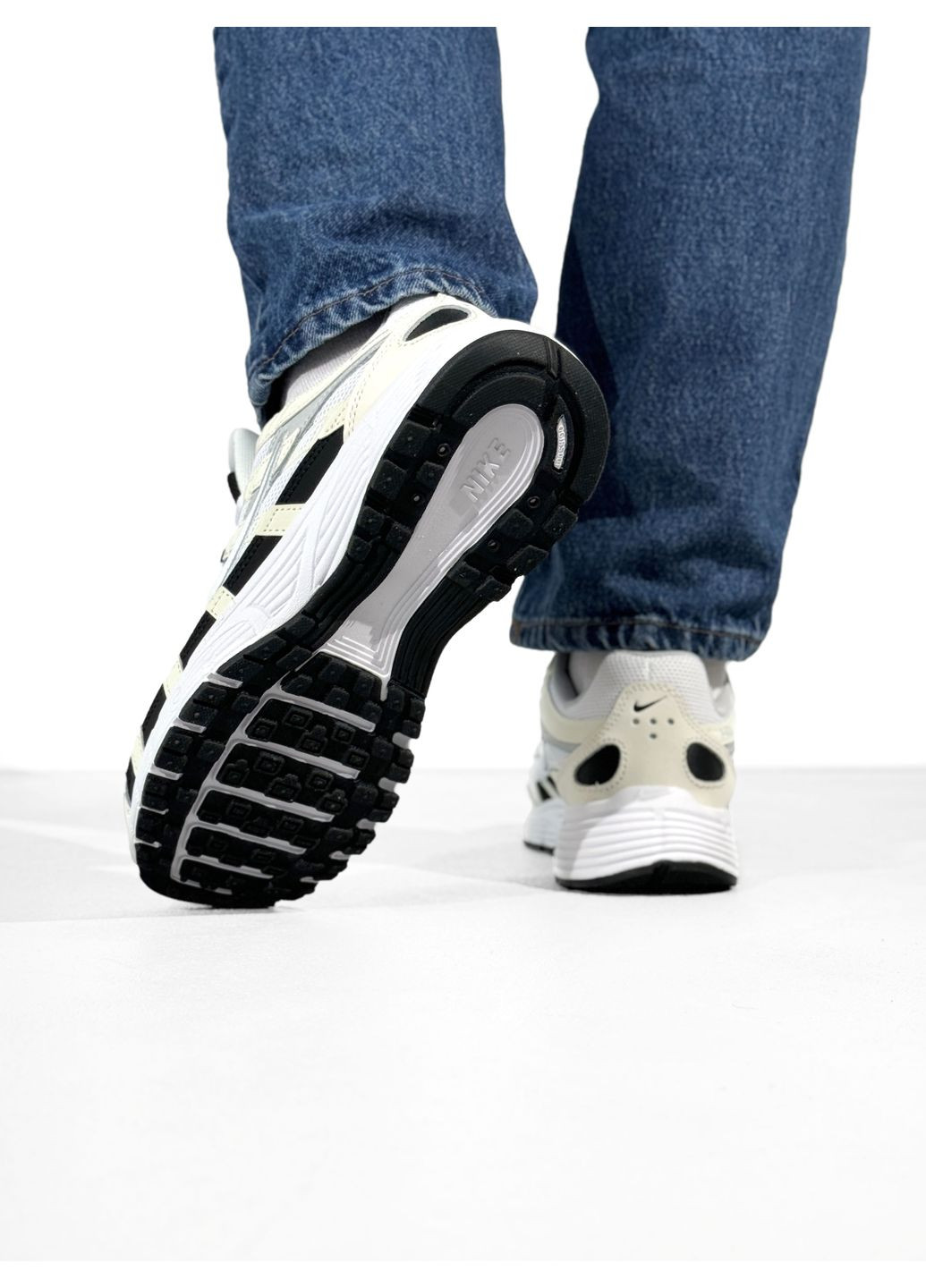 КРОСІВКИ ЖІНОЧІ NIKE P-6000 WHITE / BEIGE / BLACK НАЙК П-6000 No Brand чорні демісезони (368858126)