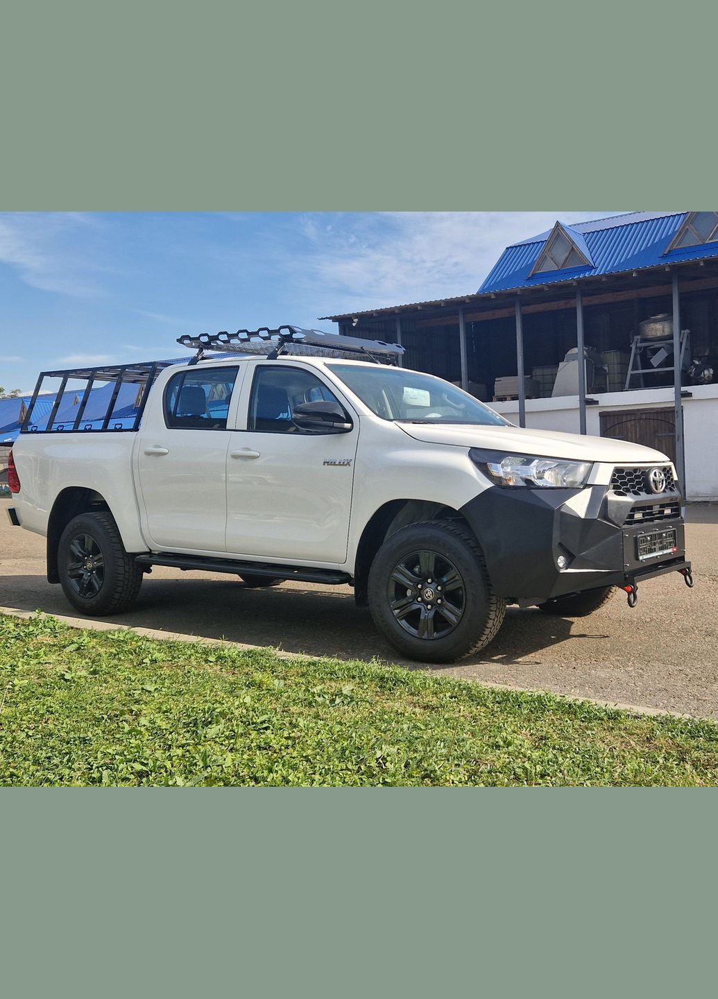 Передний силовой бампер для Hilux 2024г. Toyota (343215912)