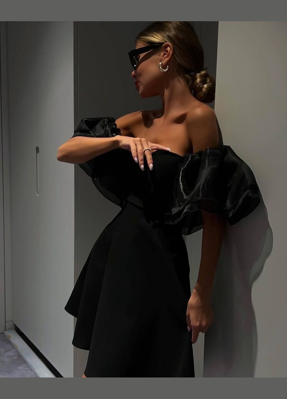 Черное праздничный, вечернее, деловое нежное вечернее платье из костюмки SAVOY BRAND