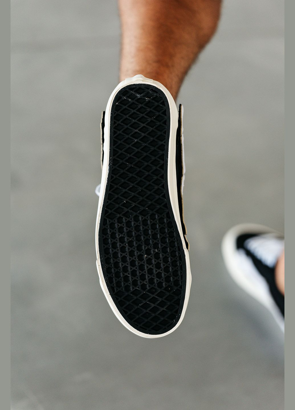 Чорно-білі Осінні кросівки чоловічі No Brand