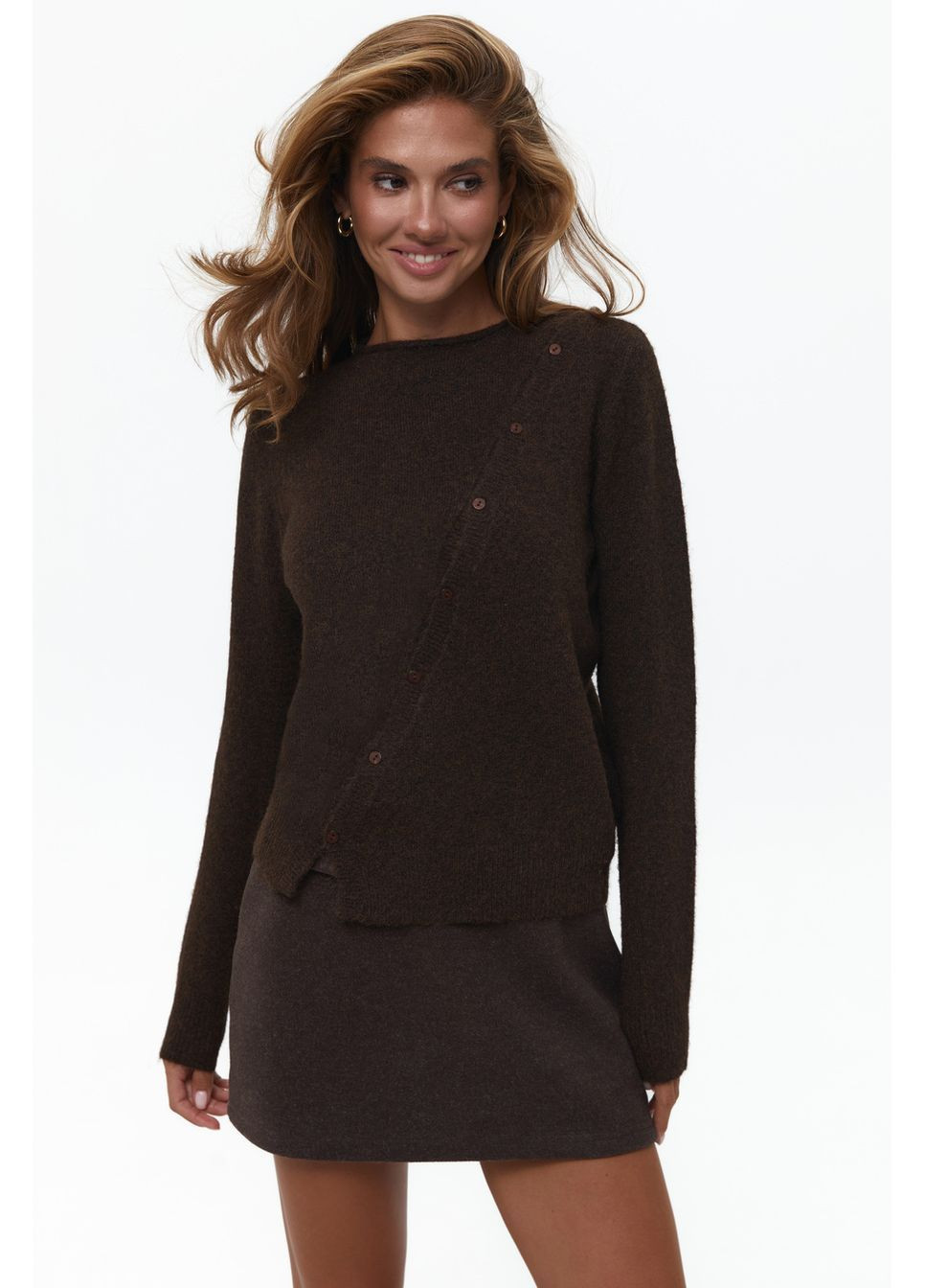 Коричневый свитер с акцентными пуговицами Solmar