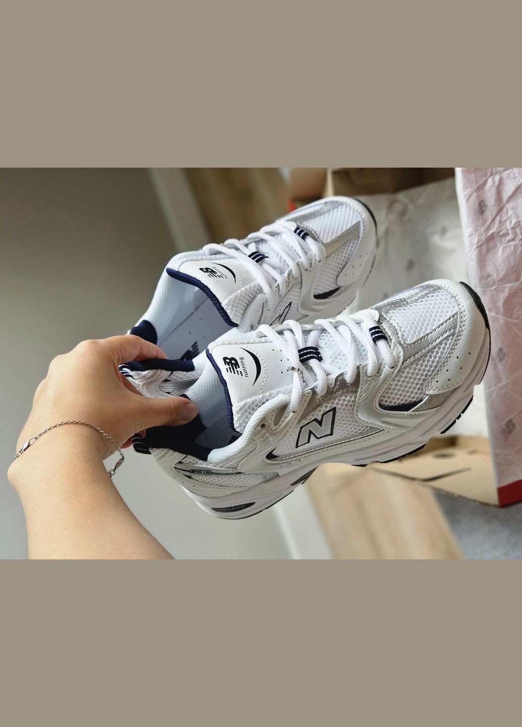 Кроссовки женские и мужские New Balance 530 white silver \ Нью Беланс 530 белые серебряные No Brand белые демисезоны (302241510)
