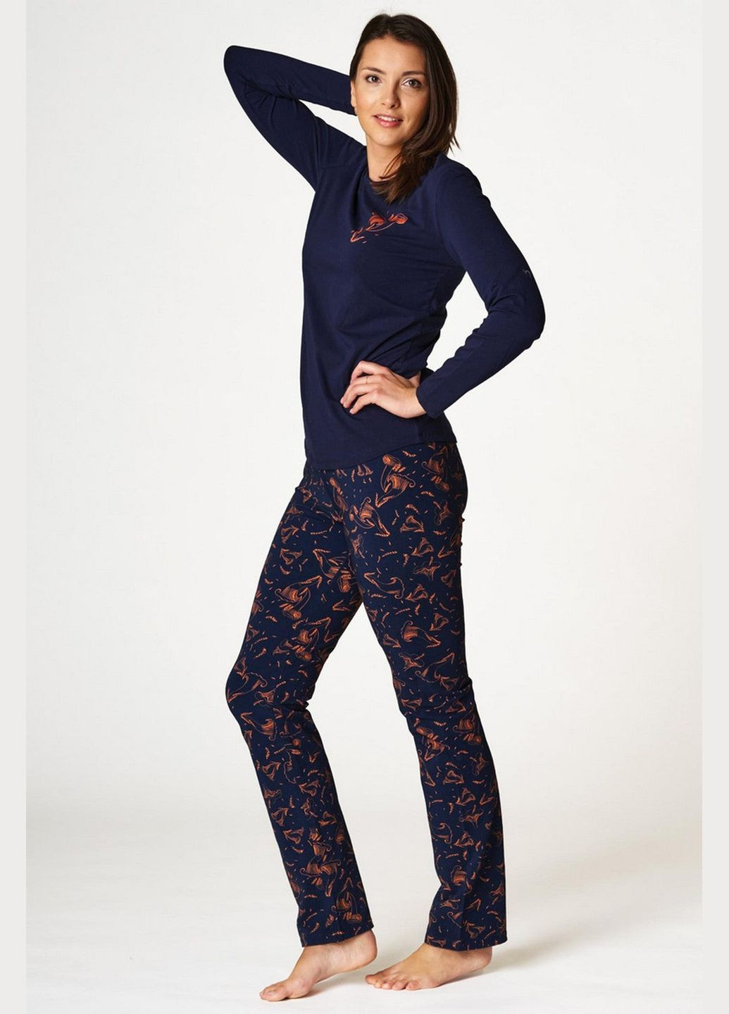 Синя зимня піжама з квітковим принтом лонгслів + брюки Key LNS 752 B22 blue