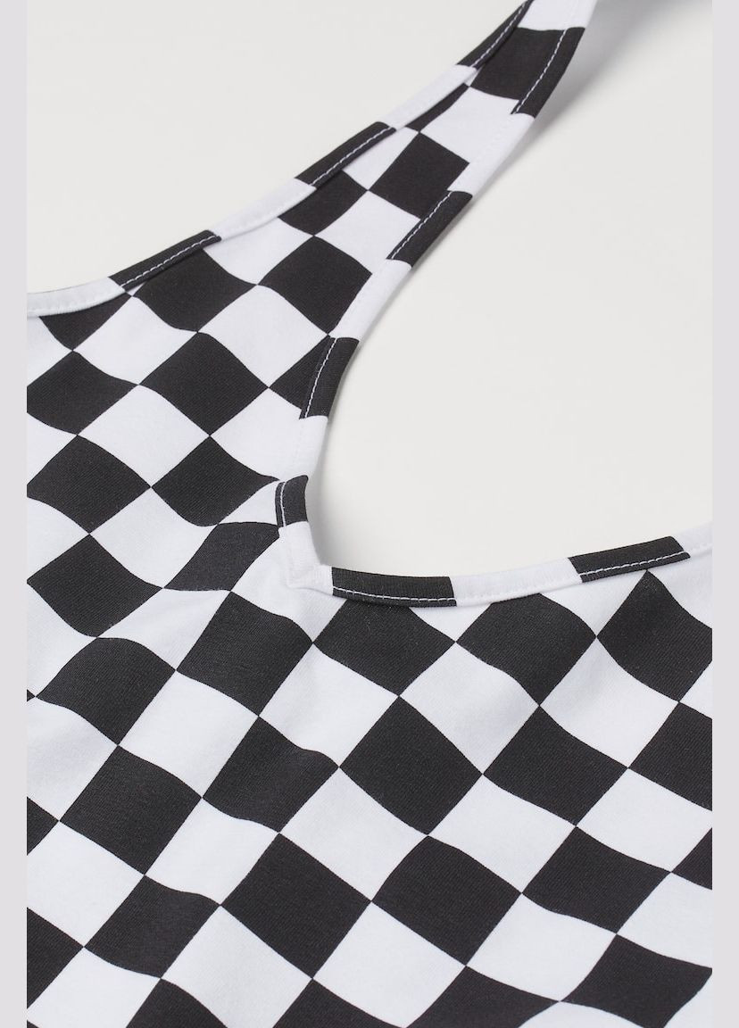 Черно-белое платье H&M в клетку
