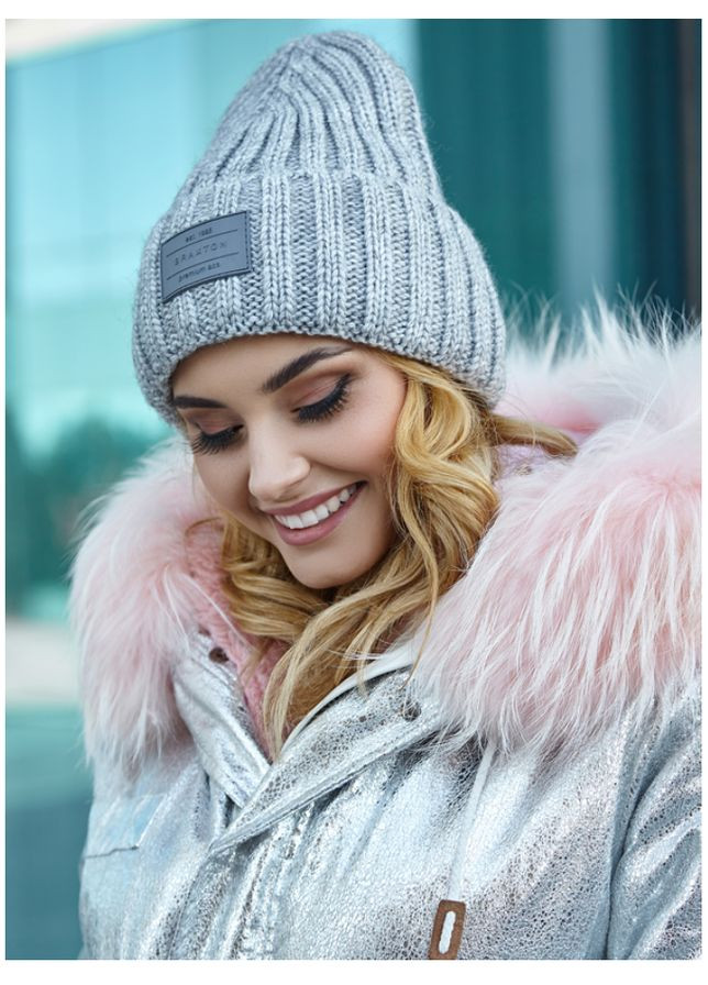 Шапка вязаная женская Braxton Онтаріо (305848472)