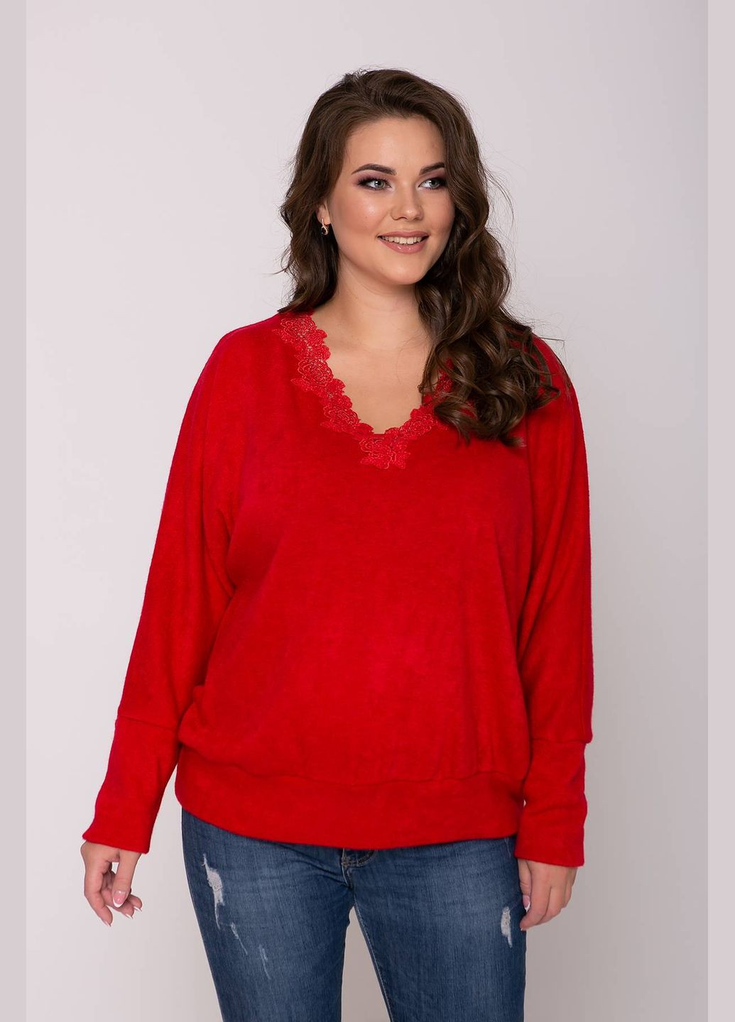 Красный зимний джемпер из ангоры с кружевом эрика красный 56 Tatiana