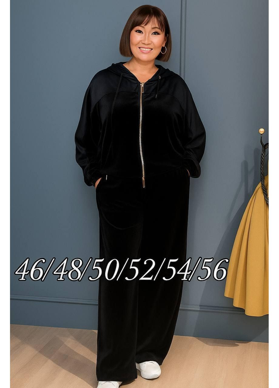 Женский велюровый костюм со вставками из кожи имеет карманы и капюшон. No Brand (365858546)