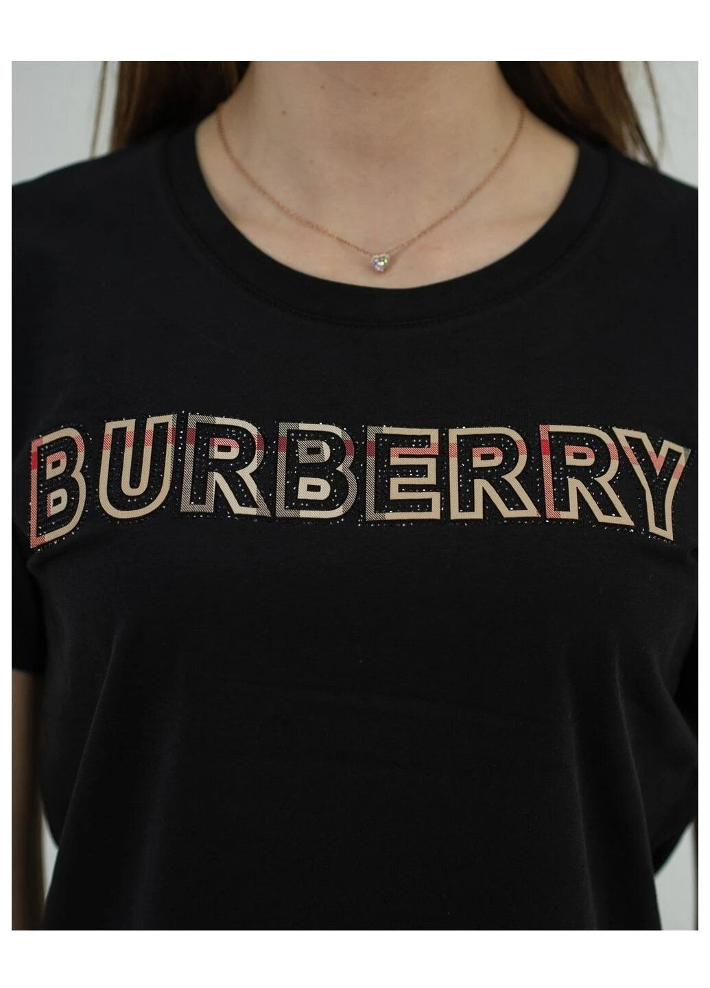 Черная летняя футболка женская летняя с рисунком с коротким рукавом Burberry