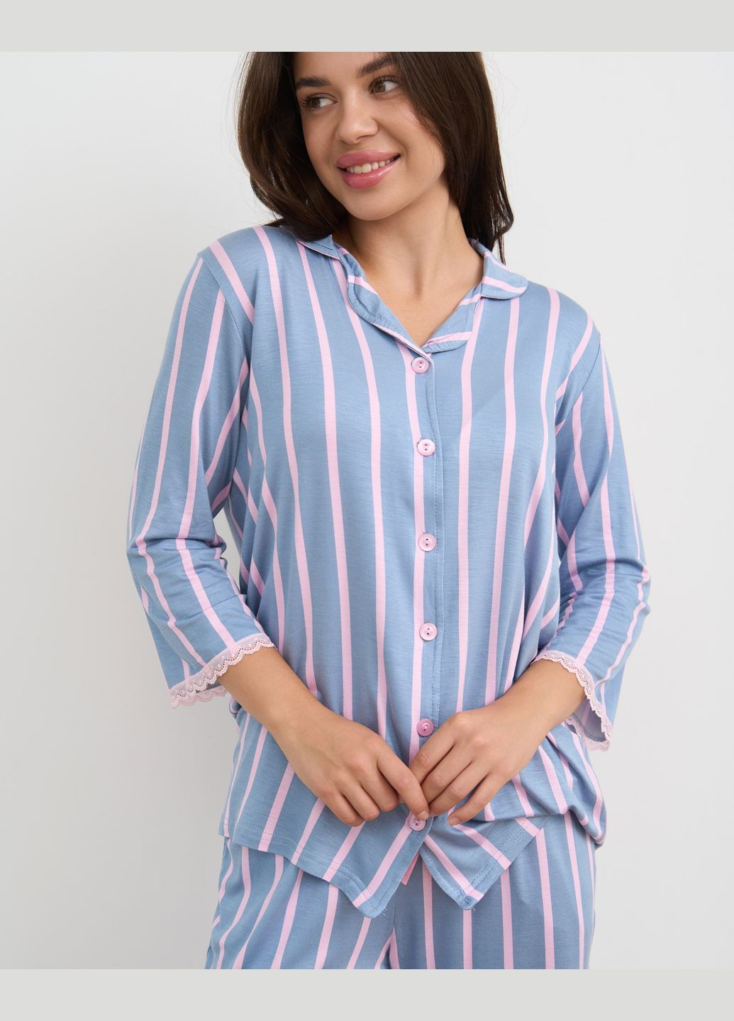 Блакитна жіноча піжама на ґудзиках зі штанами Nicoletta