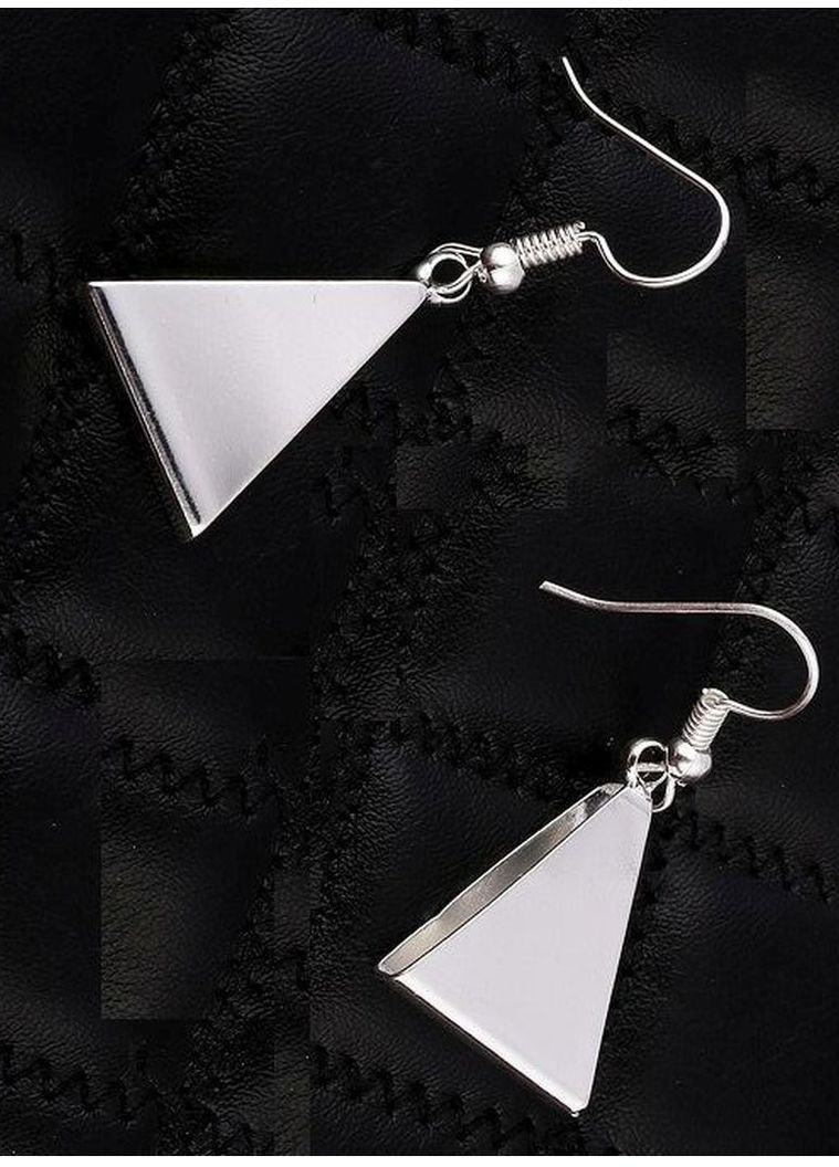Стильные серьги треугольники серебристые, 9626-1 No Brand (366891471)