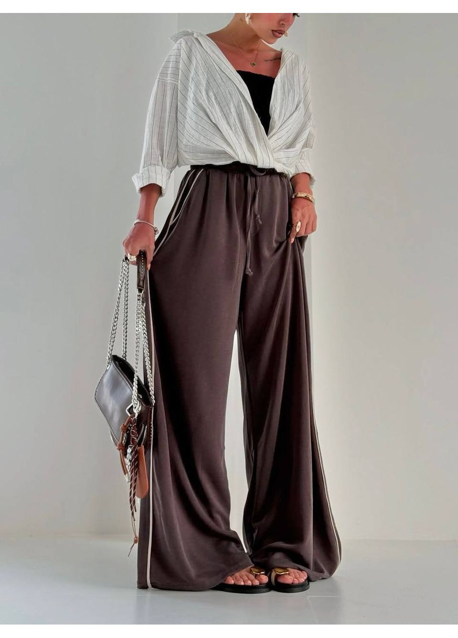 Жіночі велюрові штани палаццо з лампасами Україна (355889485)