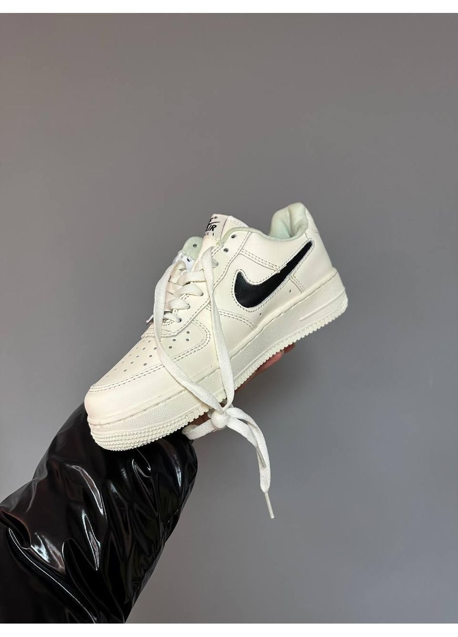КРОССОВКИ ЖЕНСКИЕ NIKE AIR FORCE 1 CREAM BLACK SWOOSH НАЙК АИР ФОРС 1 ПРЕМИУМ No Brand чёрные демисезоны (368888112)