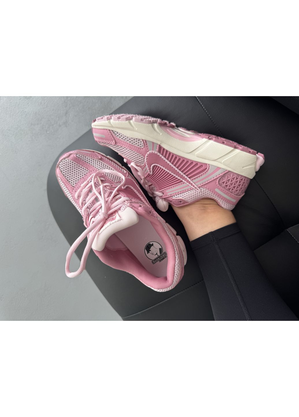 Кросівки жіночі Nike Air Zoom Vomero 5 Elemental Pink | Найк Еір Зум Вомеро 22 рожеві демісезони (371770614)