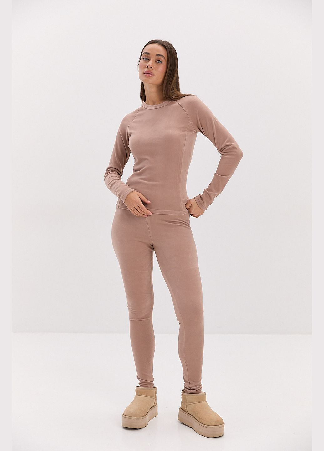 Жіночий костюм-термобілизна з мікрофлісу сірого кольору Arjen (314901594)