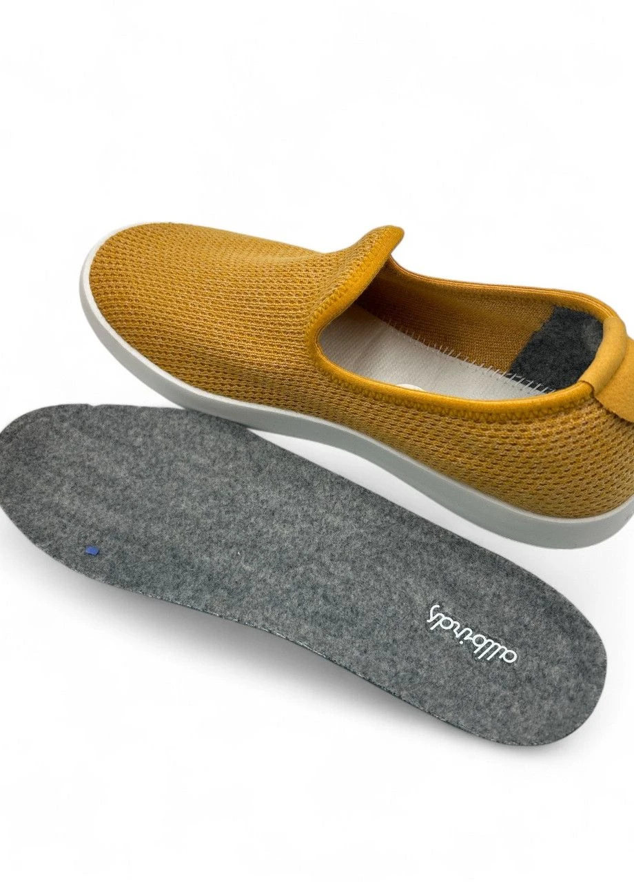 Золотистые мужские слипоны tree lounger lux honey размер 40/41, стелька 26 медовый Allbirds