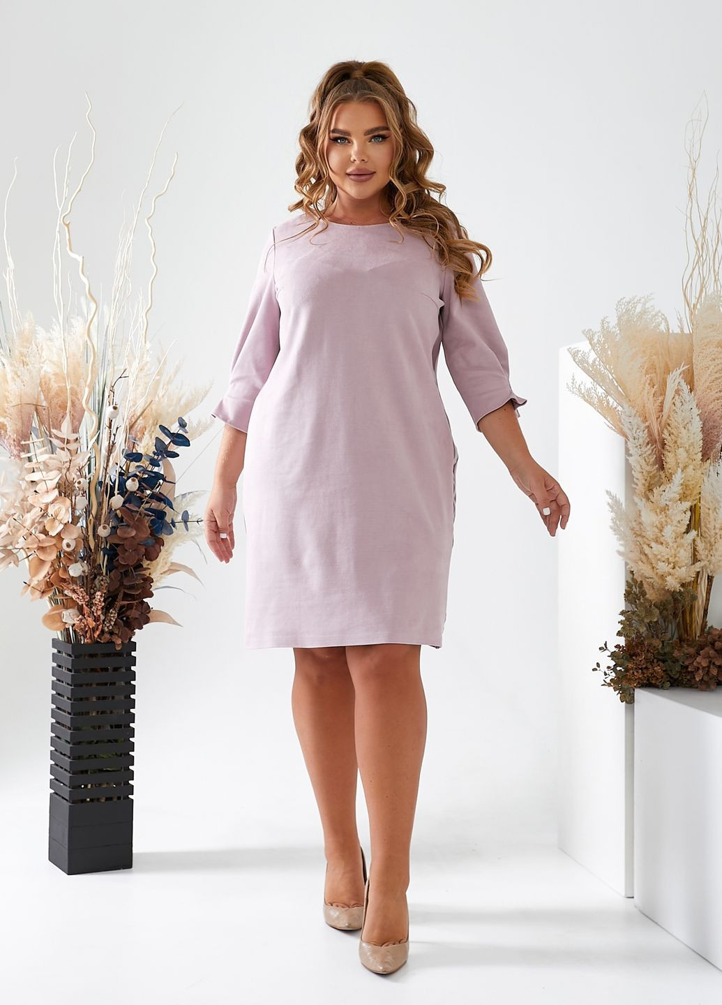 Розово-лиловое праздничный, деловое, вечернее платье замшевое миди прямого фасона с рукавами 7/8 колокол No Brand в полоску