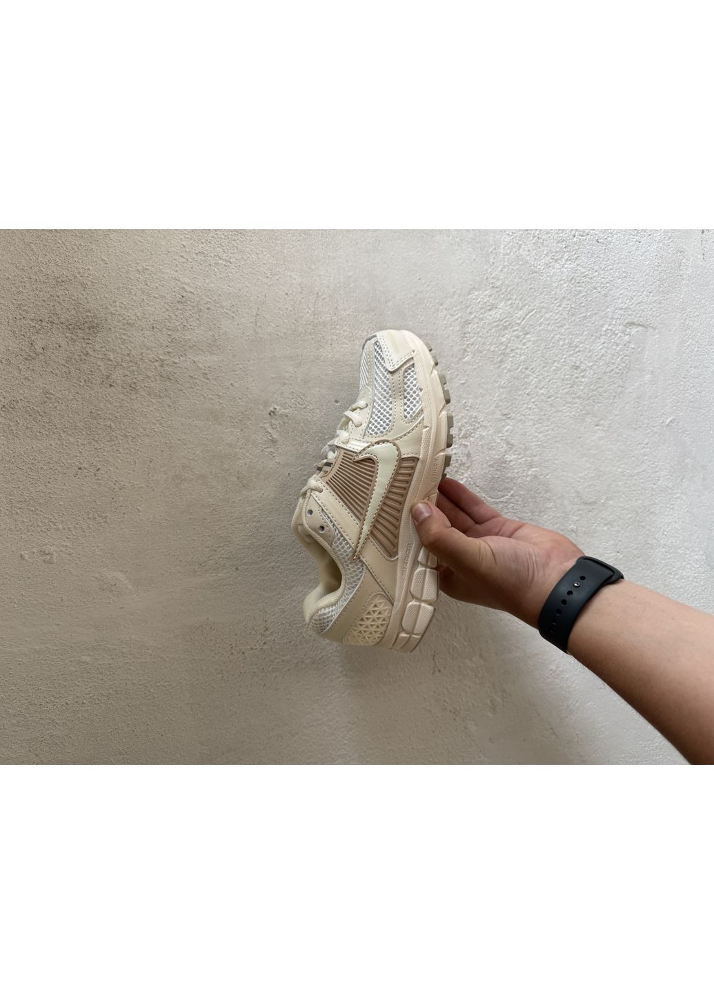 КРОССОВКИ ЖЕНСКИЕ NIKE ZOOM VOMERO 5 BEIGE НАЙК АИР ЗУМ ВОМЕРО 5 No Brand бежевые демисезоны (367167158)