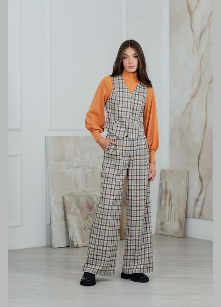 Жилет сіро-бежевий в клітинку з V-подібним вирізом на ґудзики MKAZ6156-2 Modna KAZKA (336932168)