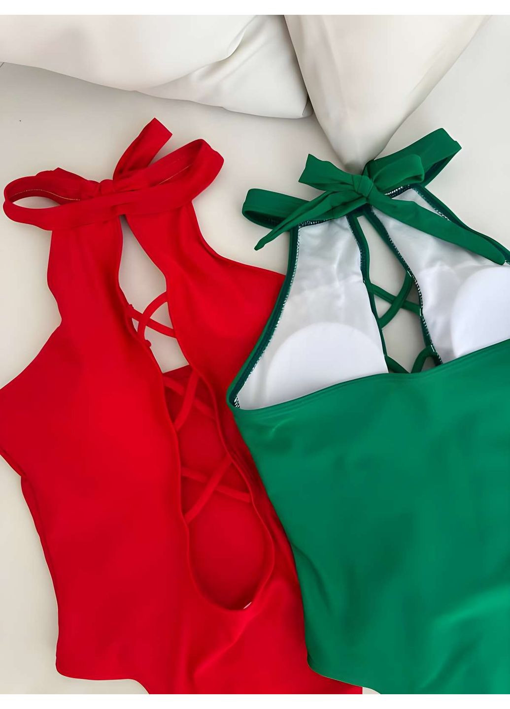 Зелений літній жіночий суцільний сексуальний купальник монокіні зелений No Brand