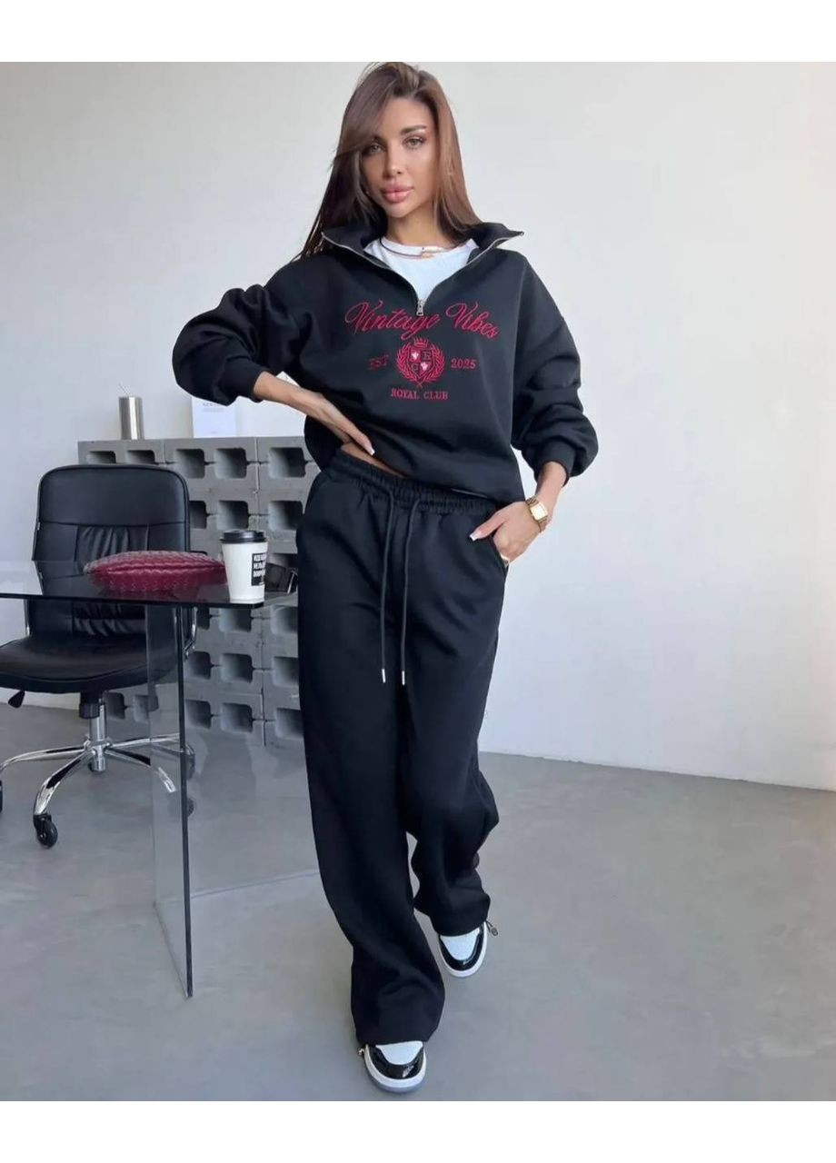 Стильний жіночий костюм у повсякденному стилі Україна (356683154)