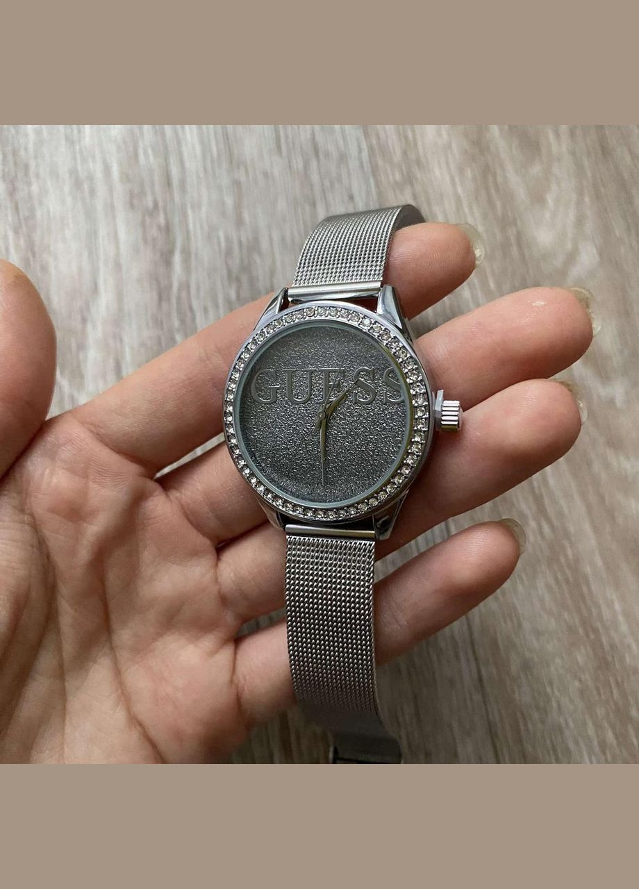 Жіночий наручний годинник з камінчиками на металевому ремінці класичні кварцові сріблясті з чорним (sku_507СЧ) No Brand (346078238)