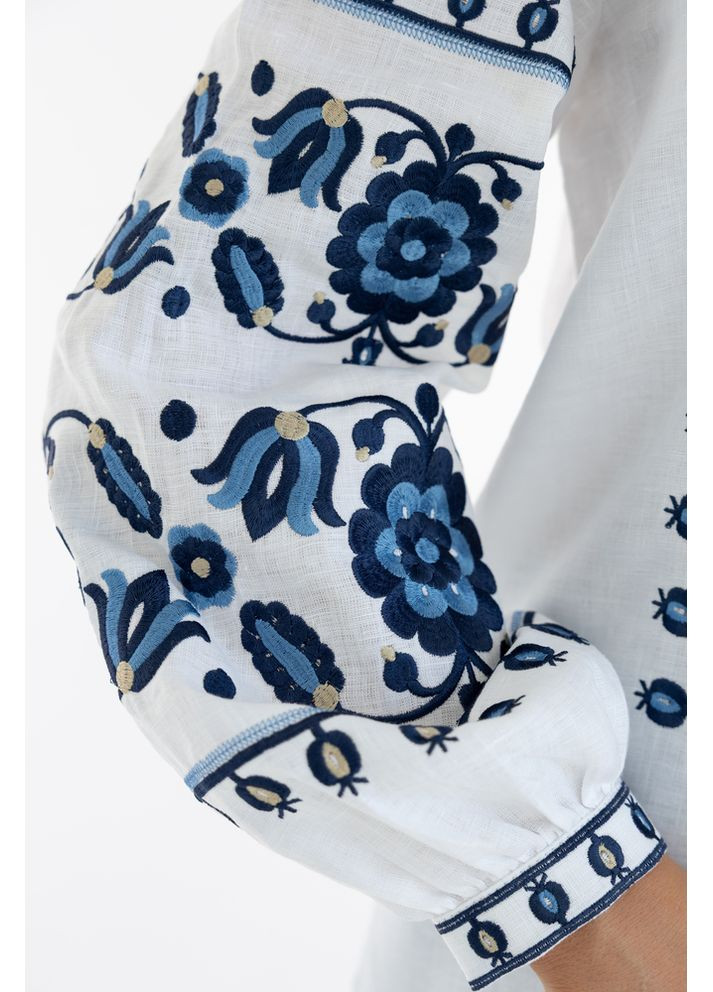 Белая женская вышиванка из льняного полотна с голубой вышивкой (fm2137) Folk Moda (365729905)