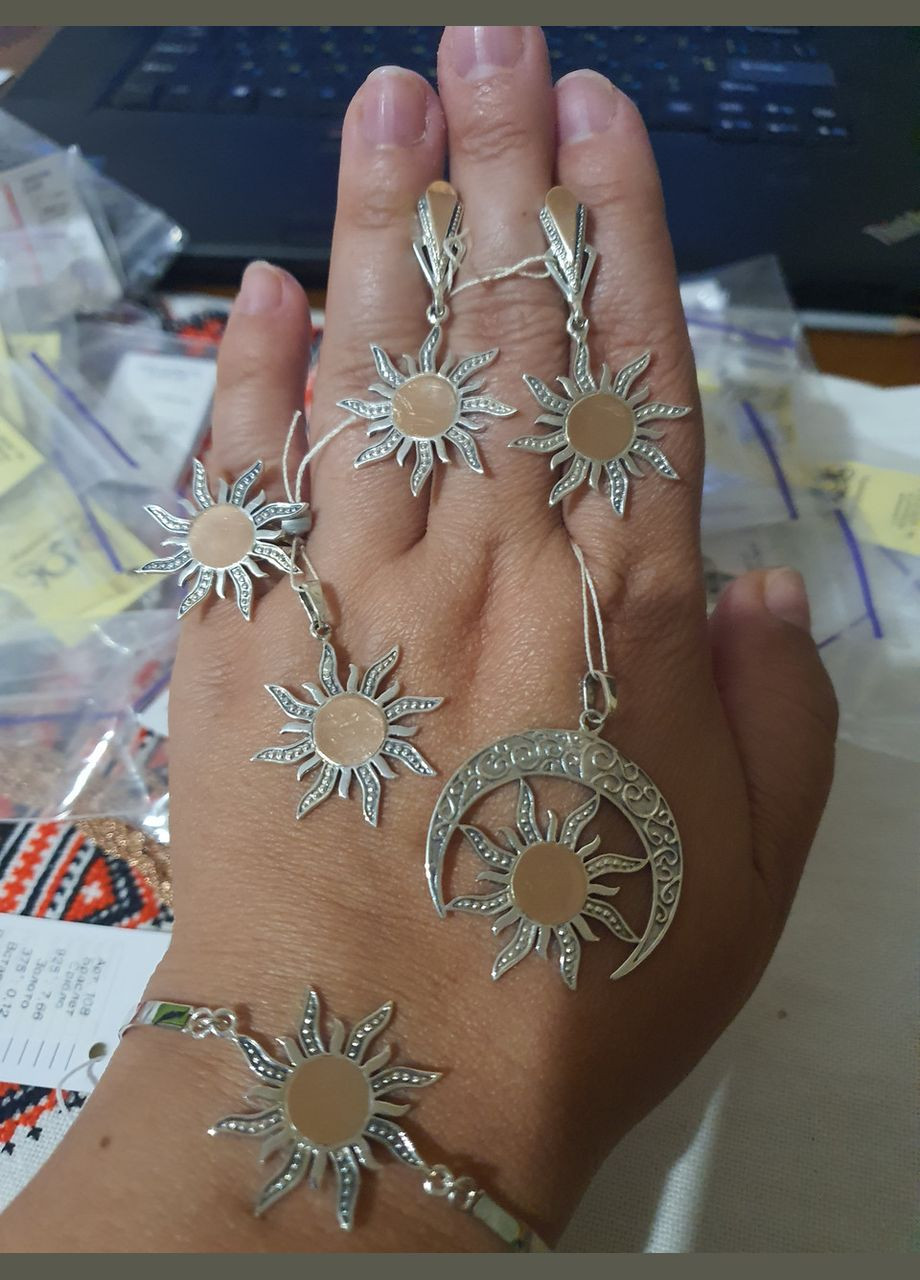 Кулон, амулет Серебряная подвеска Солнце с золотом No Brand (327435291)